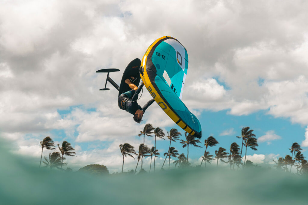 Flux-V2-Action-Maui-03